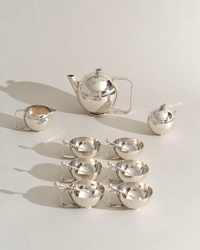 Silver Modern Tea & Coffee Set